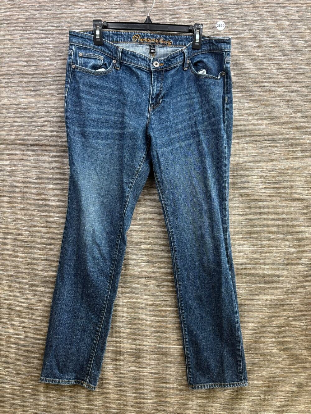 Gap Premium Skinny Jeans Womens Size 16/33R Blue Mid Rise Denim Stretch